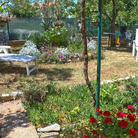With Parking Space Stinjan, Pula - 2279 Apartment *