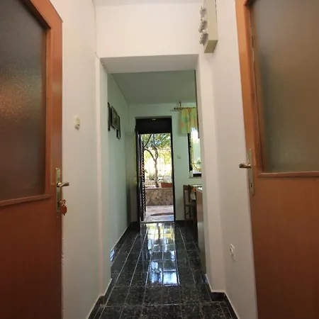 With A Parking Space Stinjan, Pula - 2279 דירה *