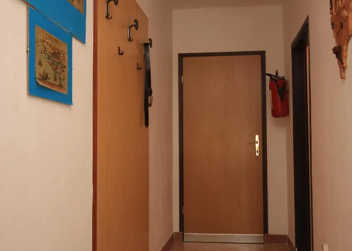 With A Parking Space Stinjan, Pula - 2279 Štinjan