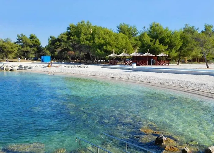 With A Parking Space Stinjan, Pula - 2279 Štinjan