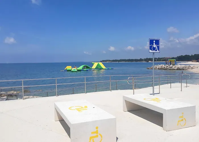 Appartement With A Parking Space Stinjan, Pula - 2279