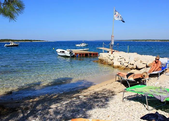 Appartement With A Parking Space Stinjan, Pula - 2279 Štinjan